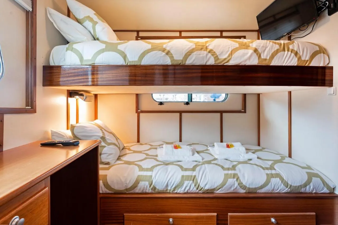 Bådhotel Luxury Boat Hotel Sant Adrià de Besòs